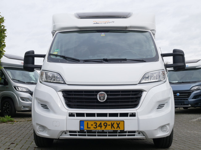 CAPRON Orangecamp T700, Distribuci&oacute;n espaciosa, Cama transversal, Garaje XL foto: 1
