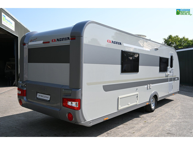 Adria Astella Glam Edition 663HT foto: 3