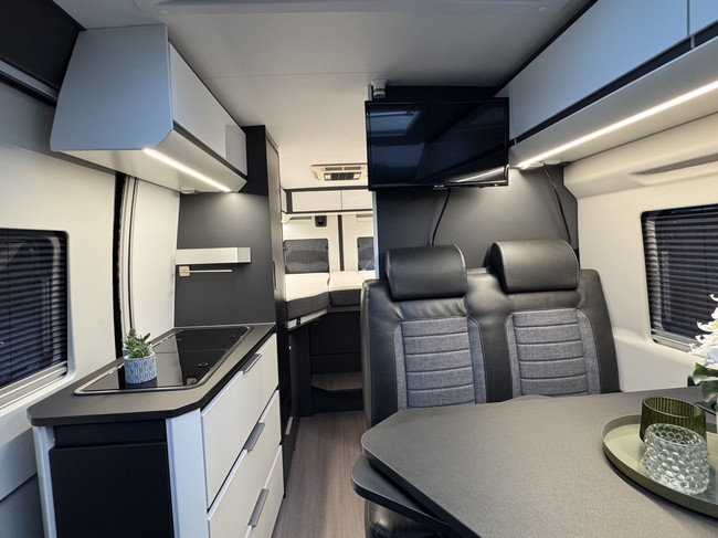 Adria Twin Supreme 640 SLB 160 pk AUTOMAAT 9-Traps Euro6 Fiat Ducato Maxi 4250 kg **Enkele lengtebedden/4 zitplaatsen/XXL Koelkast/Dak foto: 9
