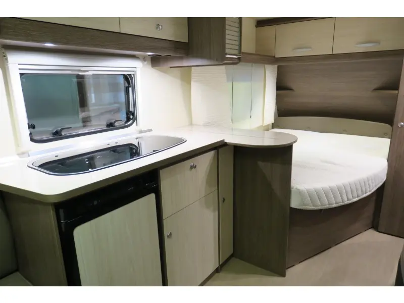 Bürstner IC Line 450 TS +MOVER+VOORTENT 