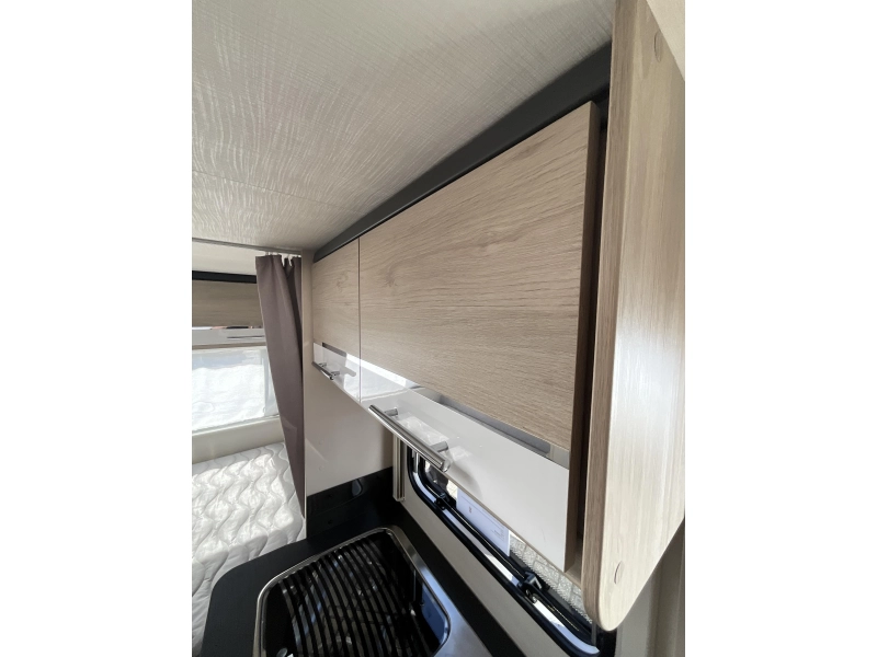 Caravelair Antares Titanium 390 COMPACT-VOORTENT  foto: 7