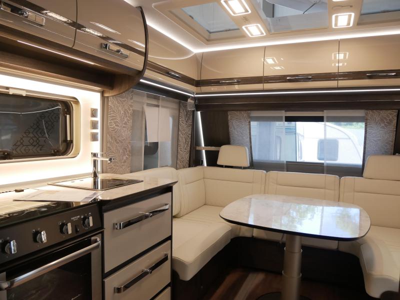 Fendt Diamant 560 DW NU MET GRATIS MOVER. 