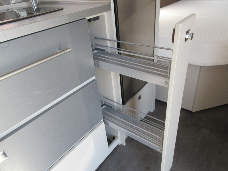 Dethleffs Generation 465 FR EINZIGARTIGES MODELL, FESTES VORZELT Foto: 13