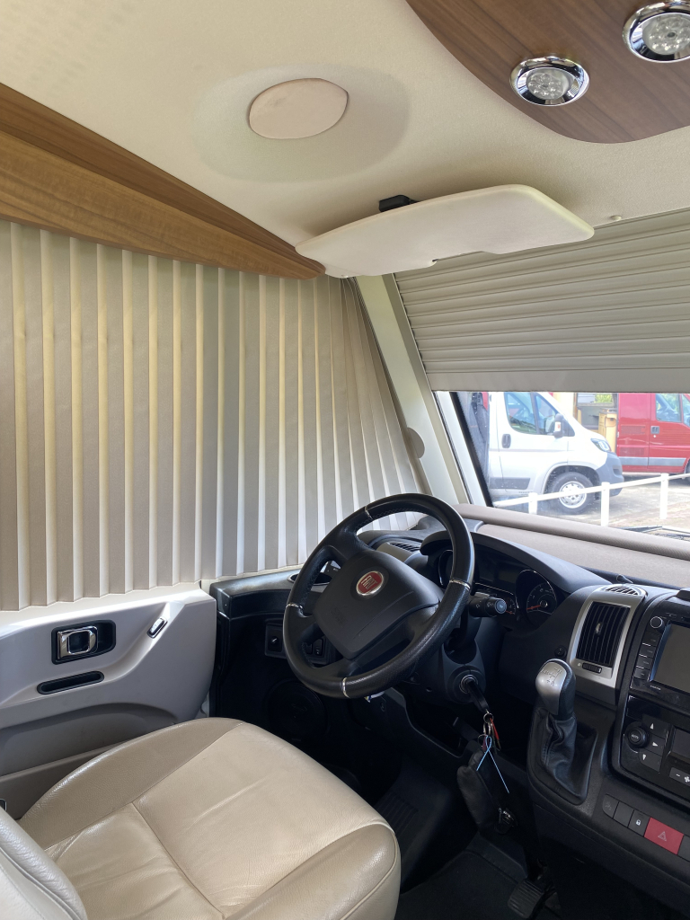 Hymer B 678 PL AUTOM&Aacute;TICO di&eacute;sel de 3 litros con 177 CV, camas longitudinales y cama abatible A&ntilde;o 2016. Centrum On the Road en Noorderringweg 4 en Marum. foto: 15