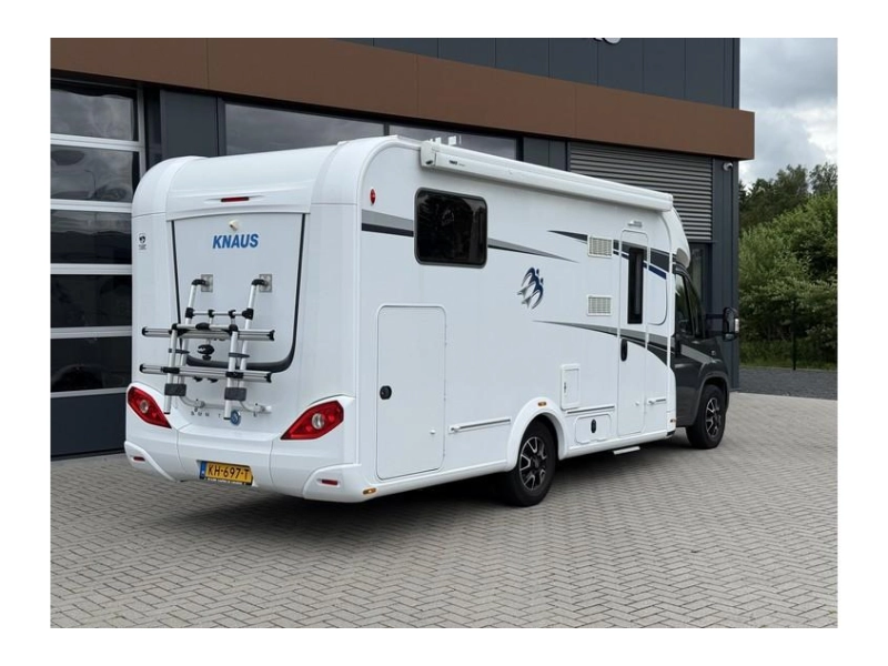 Knaus Sun Ti 700 Enkele bedden, zonn, oven  foto: 5