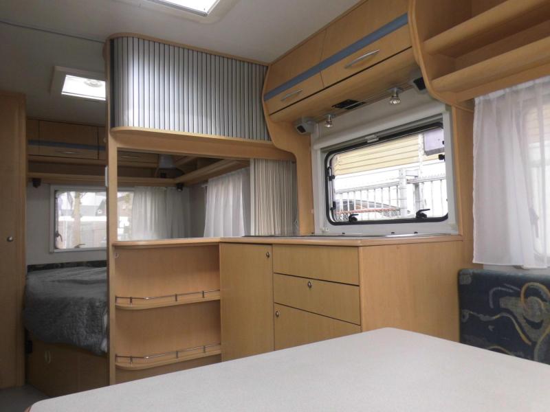 Beyerland Quartz 460 LB Nieuwe voortent en mover!  foto: 9