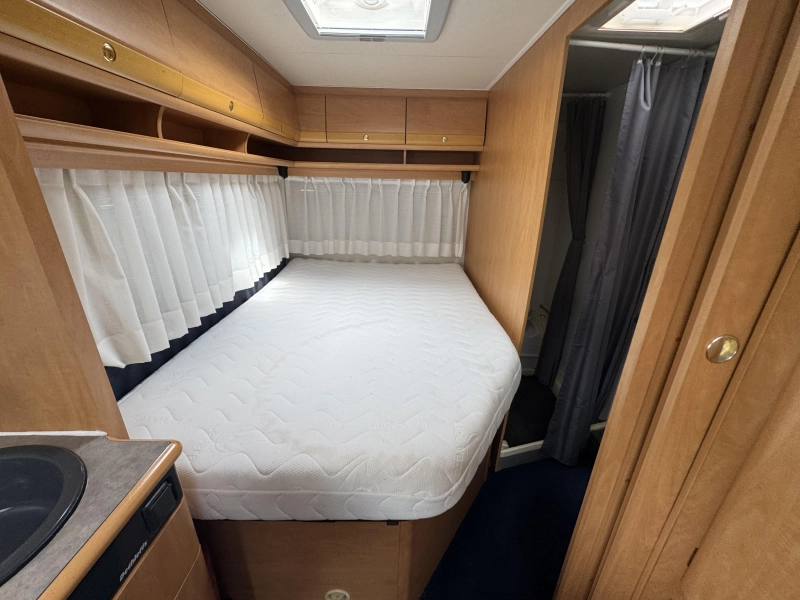 Dethleffs Globetrotter Cama francesa Aire acondicionado dinette foto: 11