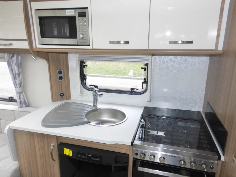 Lunar Clubman CK Cassetteluifel, airco!  foto: 3