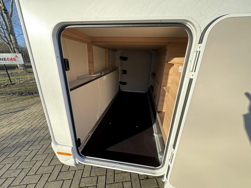 Knaus L!ve I 700 MEG  foto: 21