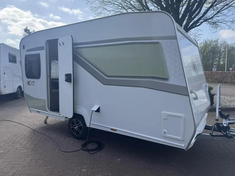 NÄCHSTES 380 Foto: 0