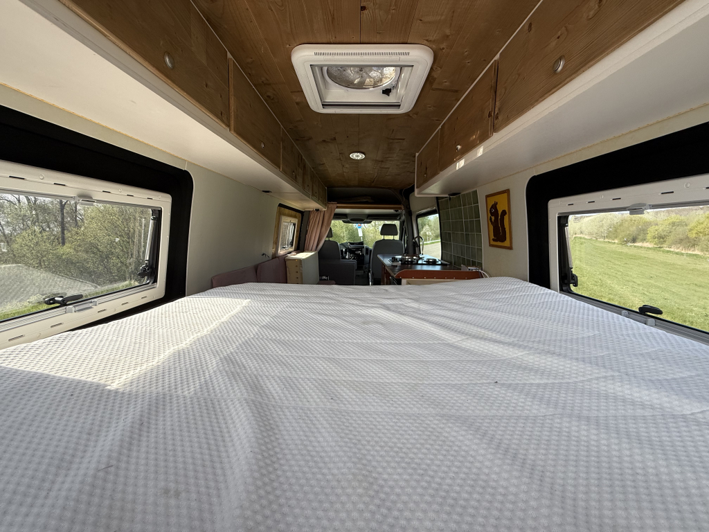 VOLKSWAGEN CRAFTER 35 AUT foto: 3