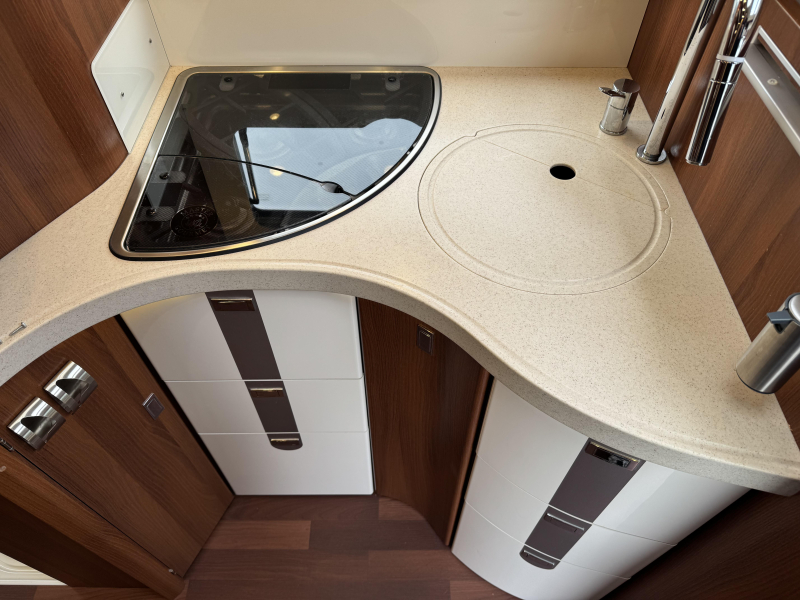 Carthago Chic C-Line I 5.0 QB Queensbed- Mercedes  foto: 6