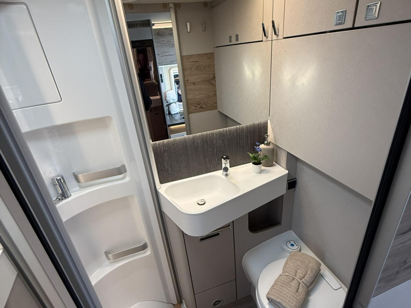 Hymer Exsis 580 T foto: 23