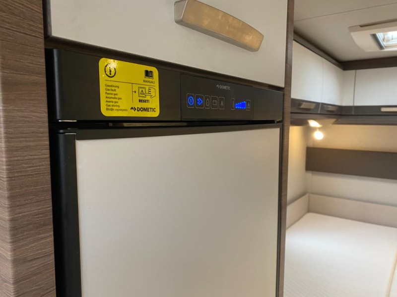 Knaus L!ve Ti 650 MF Frans bed | Automaat  foto: 7