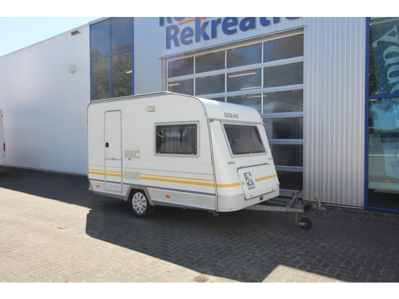 Knaus Sudwind 395 H Voortent  foto: 1