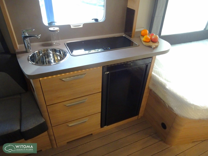 Knaus Sudwind Black Selection 450 FU Witoma 50 jaar aanbieding  foto: 6