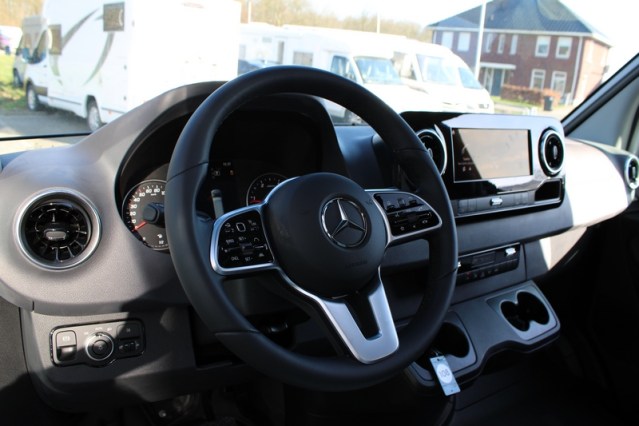 DEMO Weinsberg CaraCompact MB 640 Mercedes 170 pk AUTOMAAT compact < 7 mtr ( 108  foto: 17