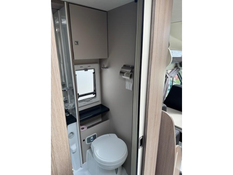 Chausson Flash 514 kleine camper  foto: 13