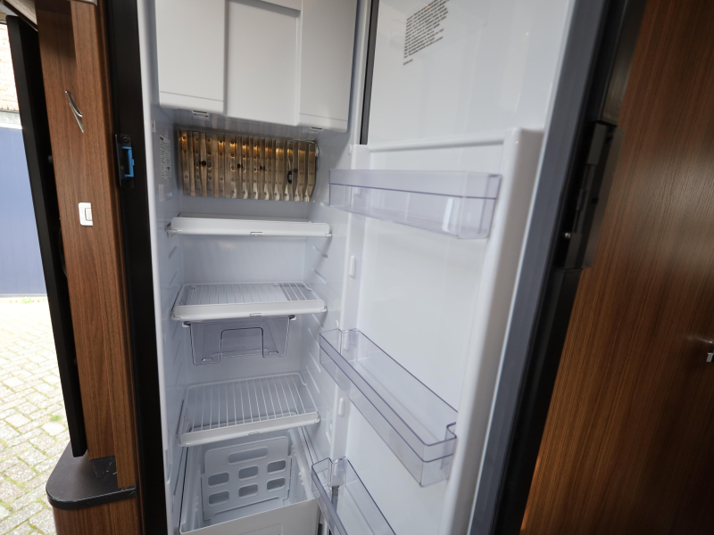 Hymer B-MC T 680 FULL OPTIONS photo: 7