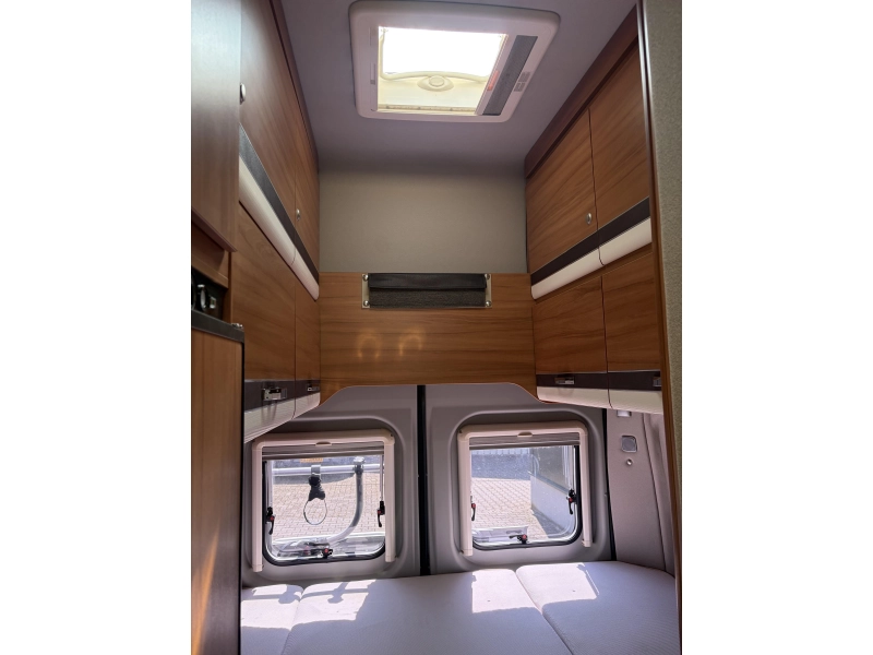 Weinsberg CaraBus 600 MQH 4 Personen Foto: 15