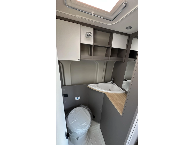 LMC Innovan 640 NIEUW!! 8tr.AUTOMAAT/TOP  foto: 19