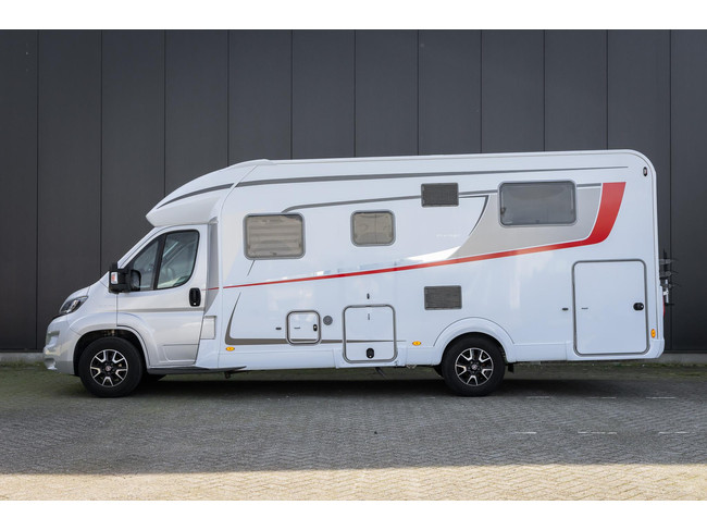 B&uuml;rstner Lyseo Privilege TD734 Queensbed + Hubbett Foto: 4