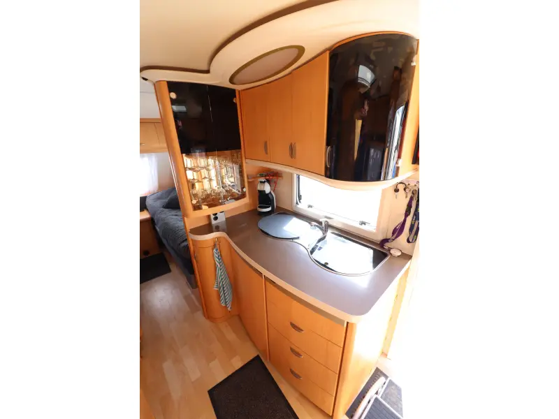 Hobby De Luxe 495 UL enkele bedden, mover  foto: 5