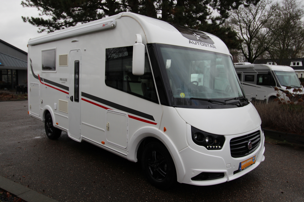 Autostar I650 LC-Privilege*Queens+hefbed*