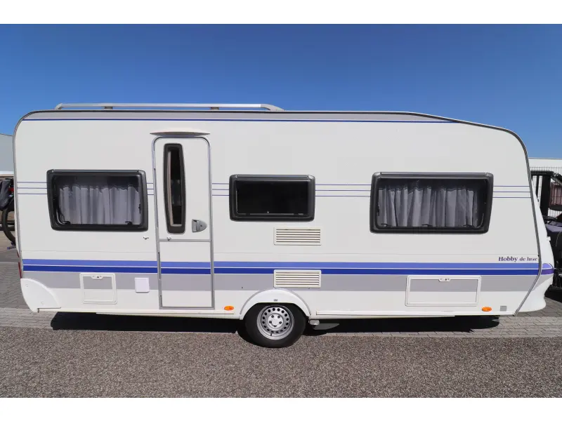 Hobby De Luxe 495 UL enkele bedden, mover  foto: 1