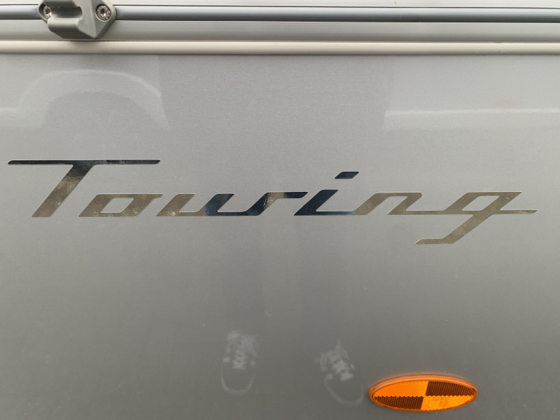 Eriba Touring Urban 530 Screen door/Service hatch/Awning photo: 13