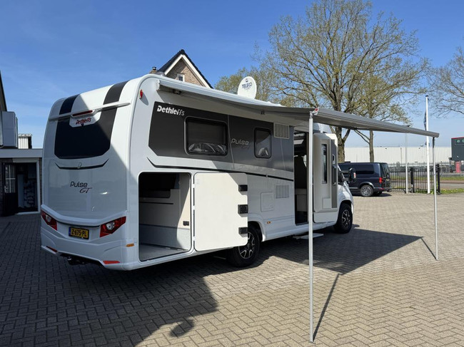 Dethleffs Pulse I 7051 GT-Line DBM Queensbed Als nieuw foto: 4