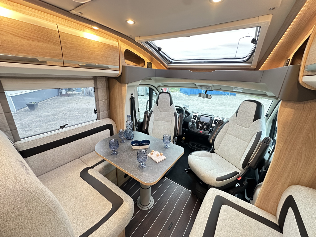 Knaus Sky Ti 650 MF Platinum Selection foto: 5
