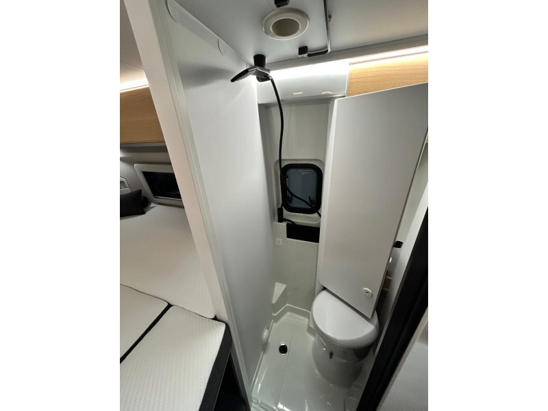 Adria Twin 600 SLB Select Spring Edition automaat  foto: 17