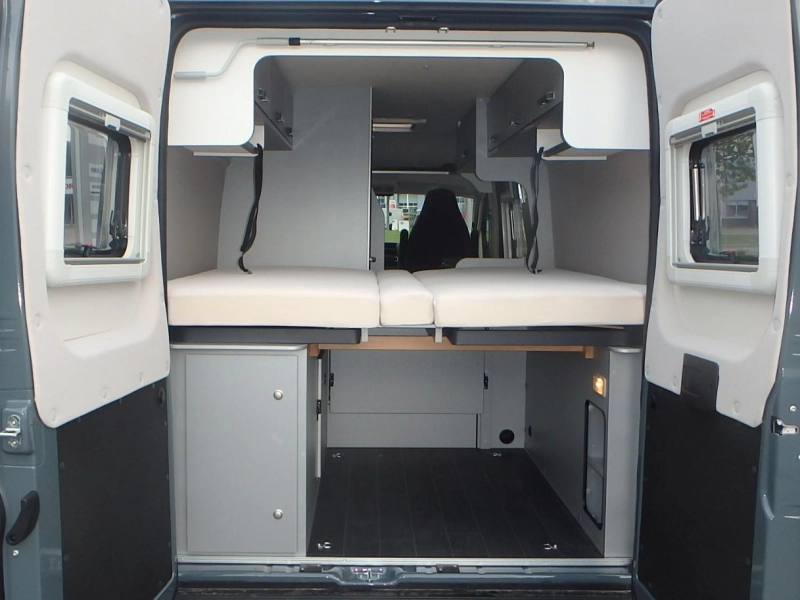 Weinsberg CaraTour 600 ME Offer Camper rental photo: 7