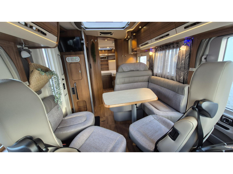 Hymer B678 PremiumLine 25833 KM / Nieuwstaat !  foto: 15