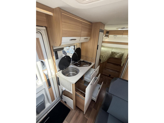 Dethleffs T 6611 Advantage Automatique Lits Jumeaux Panneau Solaire Auvent photo: 16