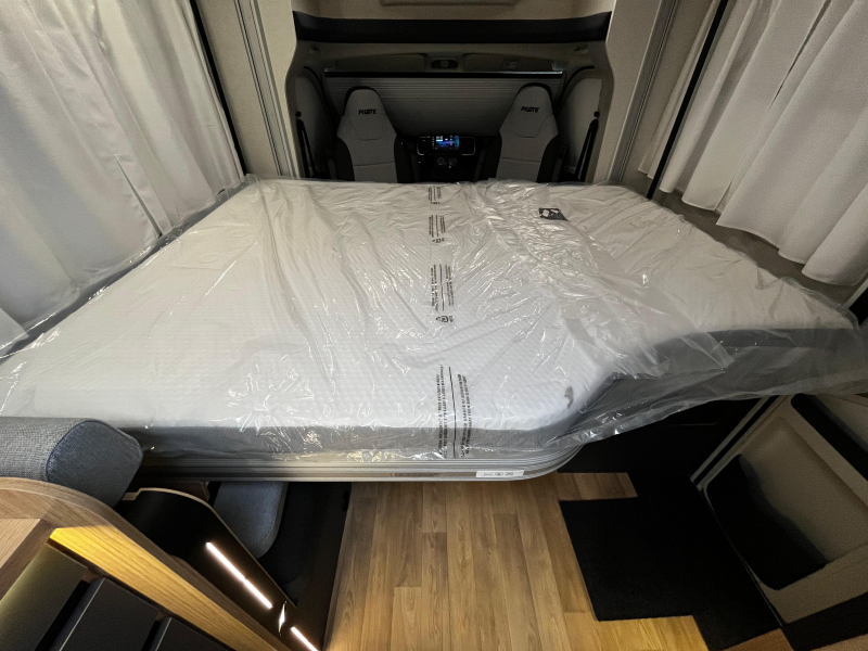 Pilote P 620 D Camper, 6.20M lang Foto: 11