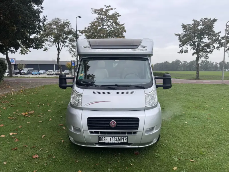 Rapido 7065+ F veel extra's accessoires  foto: 7