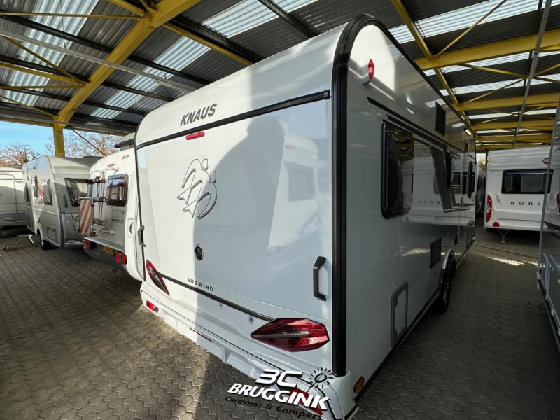 Knaus Sudwind 60 Years 500 QDK STAPELBED MET MAGNETRON  foto: 1