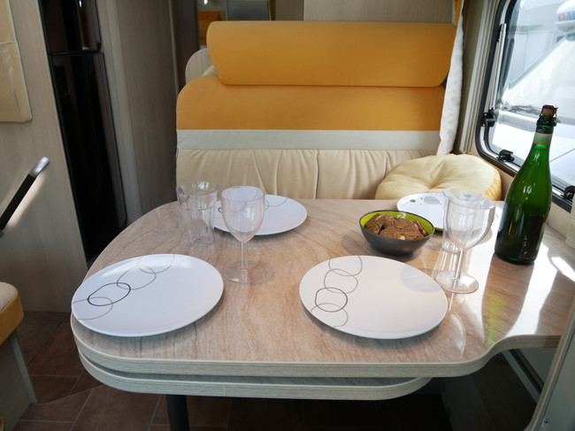 Bürstner Nexxo T728 Edition 25, Lengtebedden, Veel Opties!! foto: 9