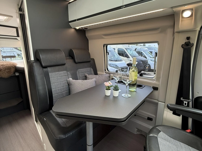 Adria Twin 640 SLB Supreme Automaat 160pk  foto: 16