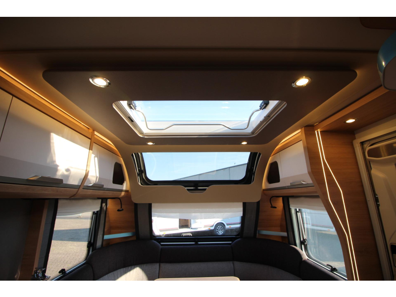 Knaus Sudwind Black Selection 540 UE Panoramaraam + Enkelbed  foto: 17