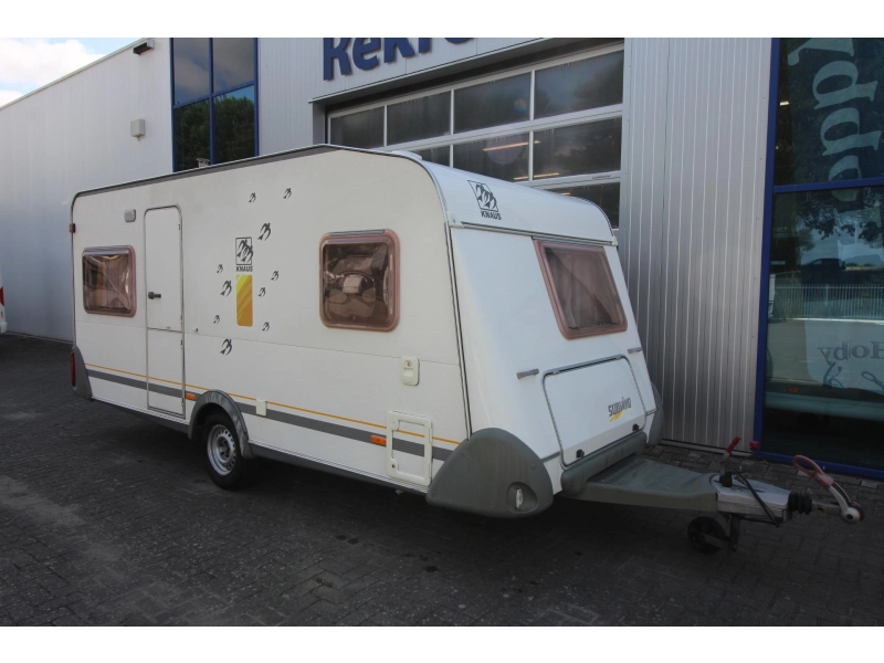 Knaus Sudwind 450 TUF Voortent, Fietsenrek,  foto: 2