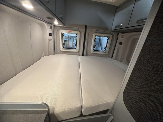 Weinsberg CaraTour Ford 600 mq autom&aacute;tico foto: 13