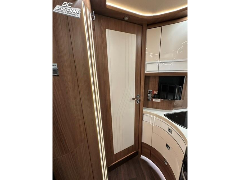 Carthago Chic E-line 50 LE photo: 13