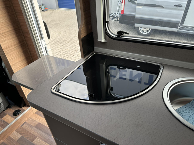 Weinsberg CaraCompact Pepper 600 MEG GRATIS AUTOMAAT Foto: 7