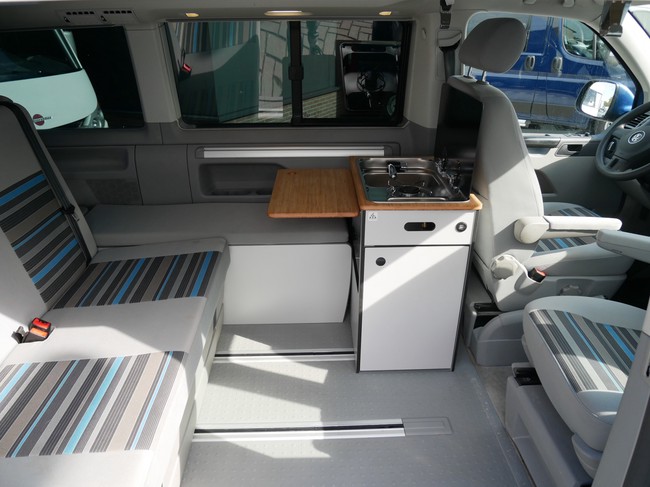 Volkswagen T5 GP California Beach Buscamper mit Standheizung!! Foto: 7