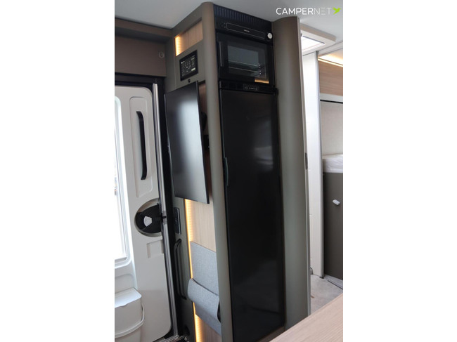 Hymer GT-S 685 170pk Automaat | Face to Face | Oven | Dieselverwarming | Winterpakket | Gescheiden Douche | Lengtebedden | Nieuw uit v foto: 14