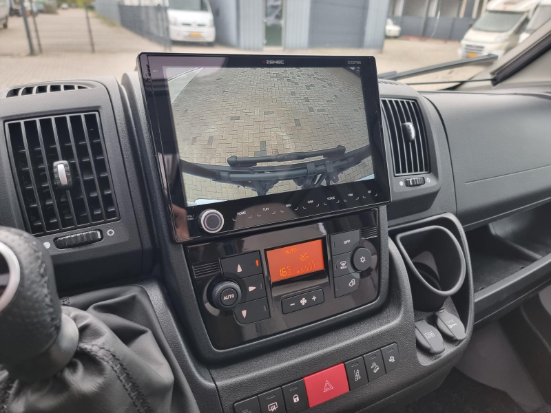 LMC Tourer T660 G photo: 19