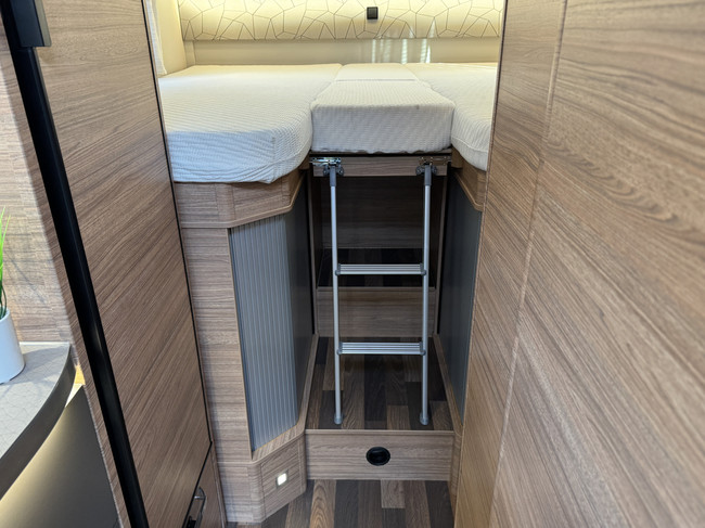 Weinsberg CaraCompact Pepper Edition 600 MEG 140 CV Autom&aacute;tico 9 velocidades Euro 6 Fiat Ducato 8 **Camas individuales/Portabicicletas/Sat&eacute;lite/Smart TV foto: 22